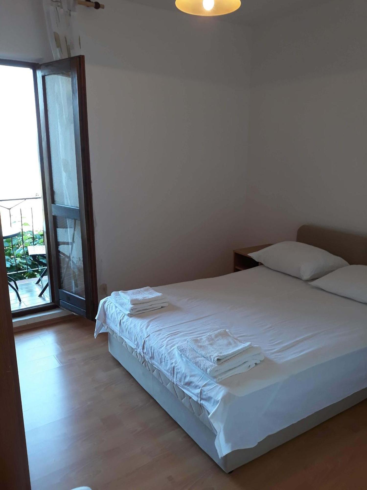 Apartments By The Sea Sladjenovici, Dubrovnik - 11531 斯拉诺 客房 照片